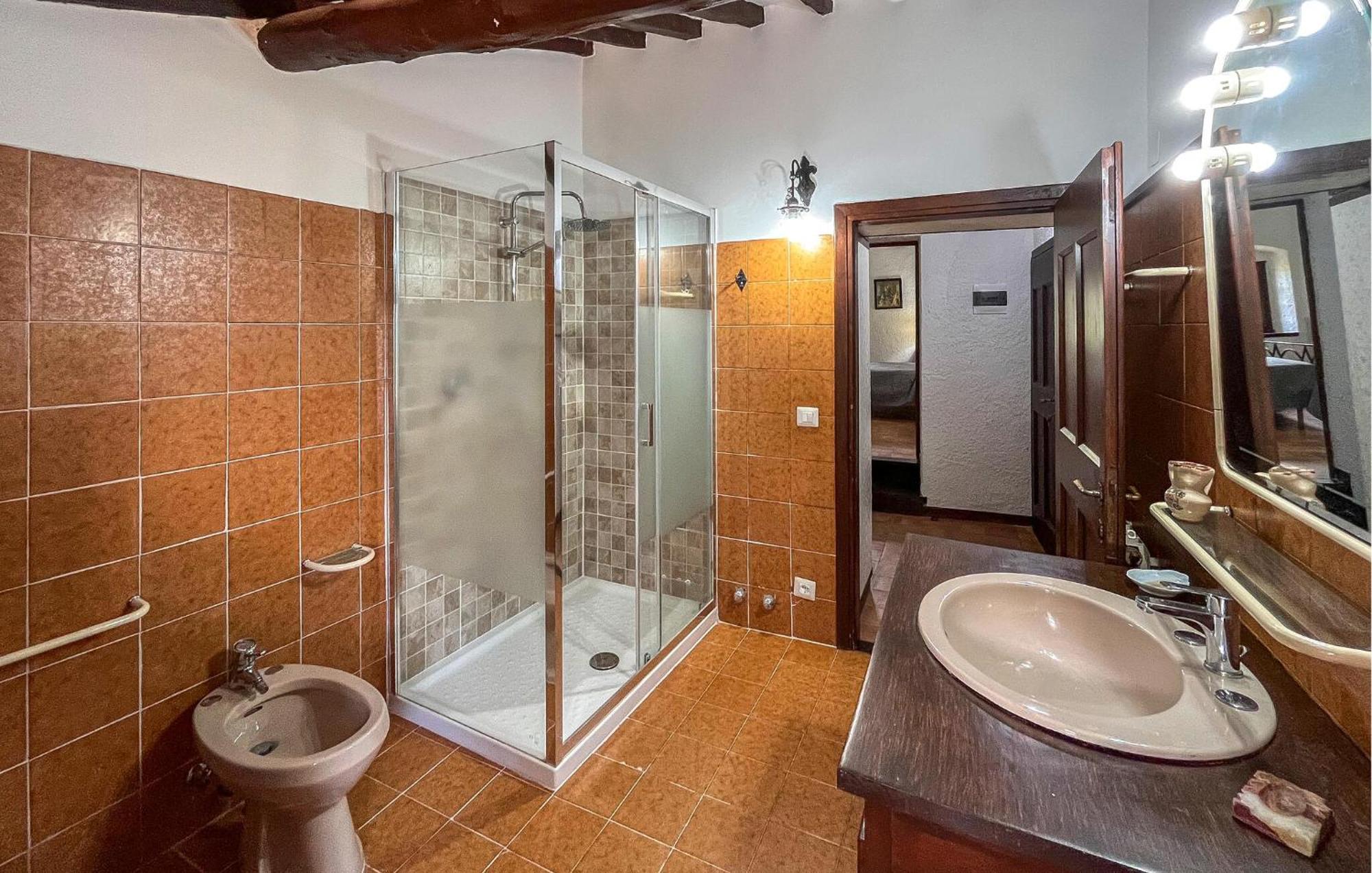 3 Bedroom Awesome Home In Loro Ciuffenna Exterior foto