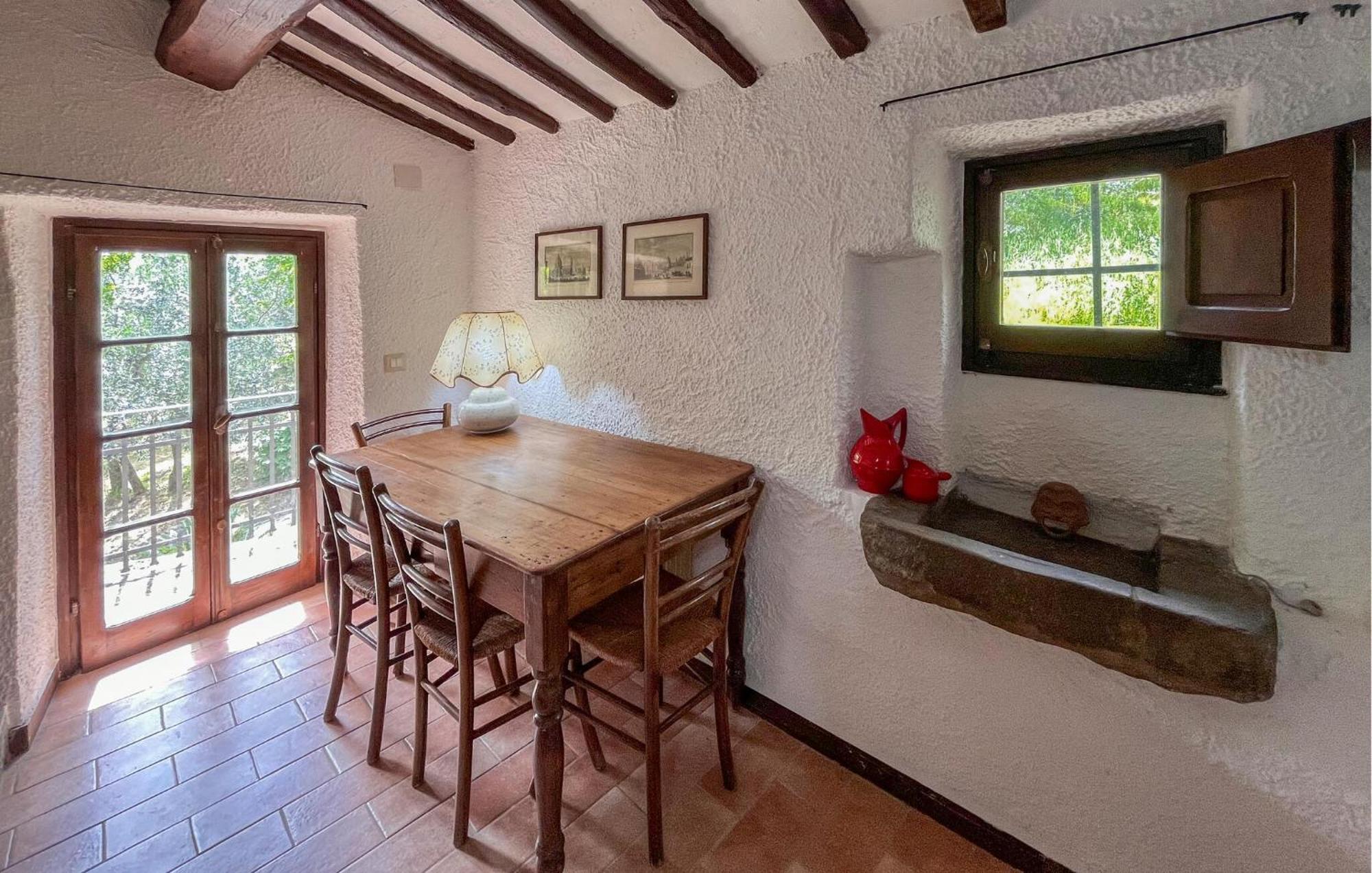 3 Bedroom Awesome Home In Loro Ciuffenna Exterior foto